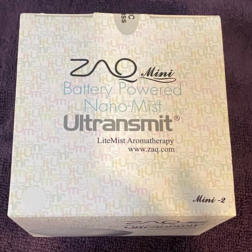 NIB Aromatherapy Mini Travel Diffuser - Picture 8 of 10